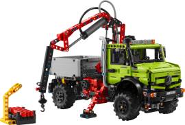 LEGO 42242 梅赛德斯-奔驰乌尼莫克U 5023